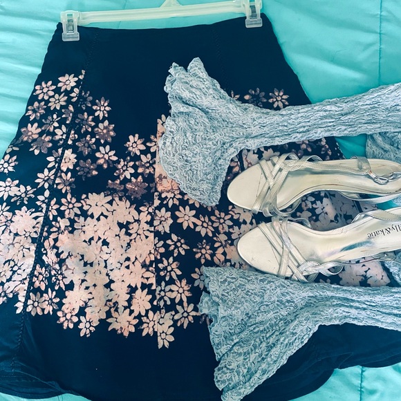 Liz Claiborne Axcess Skirt MIDI Navy Blue Light Pink Floral Size 4 Small Boho - Picture 4 of 12